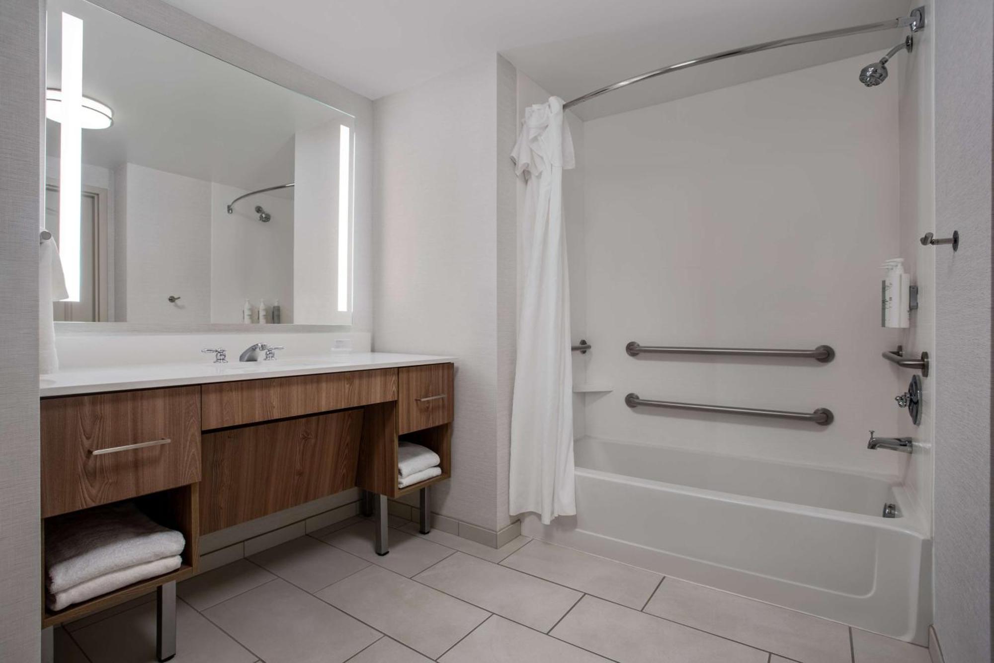 Homewood Suites By Hilton Davidson Екстериор снимка